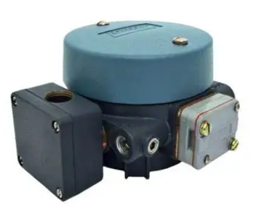 FOXBORO E69F-T-I2-JRS on-site installation signal converter