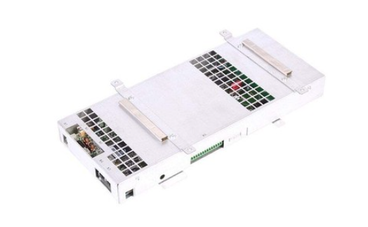 ABB 3HAC026271-001/DSQC646 Robot Drive