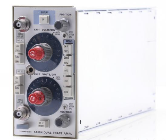 TEKTRONIX 5A18N Dual Trace Amplifier