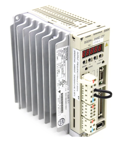 Yaskawa SGDH-01AE Sigma II Servo Driver